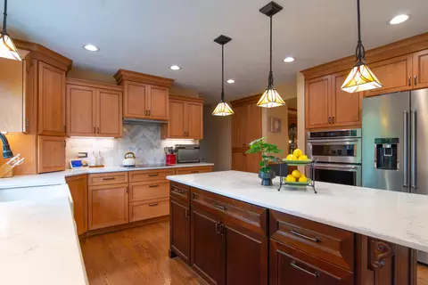 Kitchen - 3250 Mini Dr, Wadsworth, IL 60083 photo 2 of 5