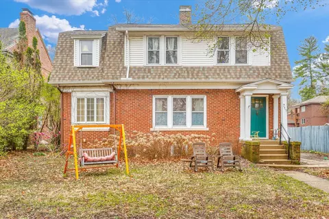 711 W Ohio St, Urbana, IL 61801