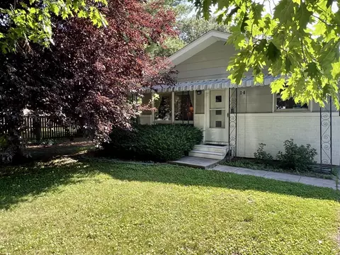 14 N Walnut St, Pesotum, IL 61863