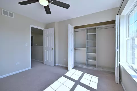 2434 White Barn Rd, Aurora, IL 60502 photo 36