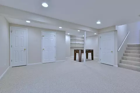 2434 White Barn Rd, Aurora, IL 60502 photo 42
