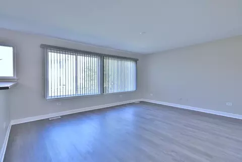 2434 White Barn Rd, Aurora, IL 60502 photo 13