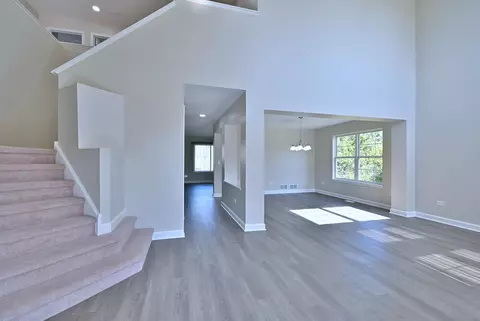 2434 White Barn Rd, Aurora, IL 60502 photo 9