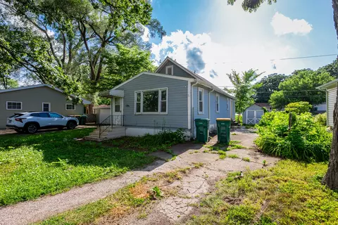 123 Picnic St, Shorewood, IL 60404