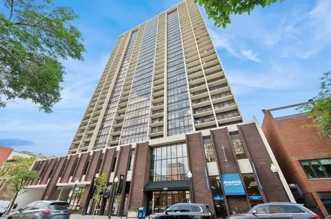 1636 N Wells St #806, Chicago, IL 60614