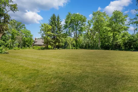 3680 Deerfield Rd, Riverwoods, IL 60015