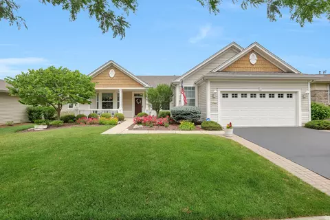 12990 River Park Dr, Huntley, IL 60142