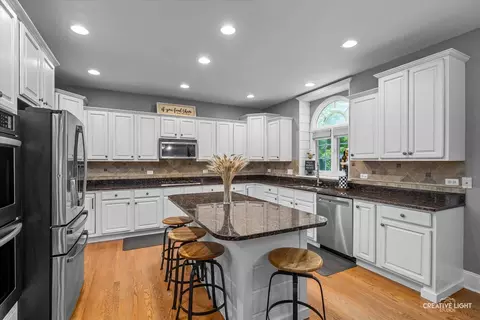 Kitchen - 25151 Thornberry Dr, Plainfield, IL 60544 photo 1 of 3