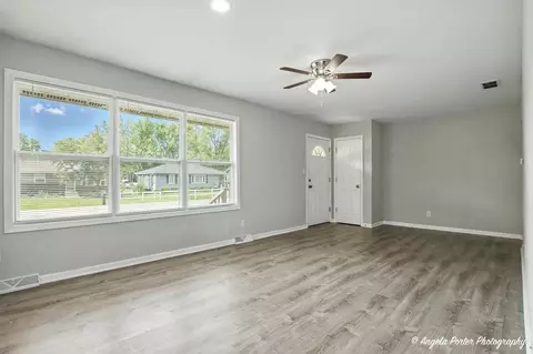 Living - 4420 Clearview Dr, Mchenry, IL 60050 photo 1 of 1