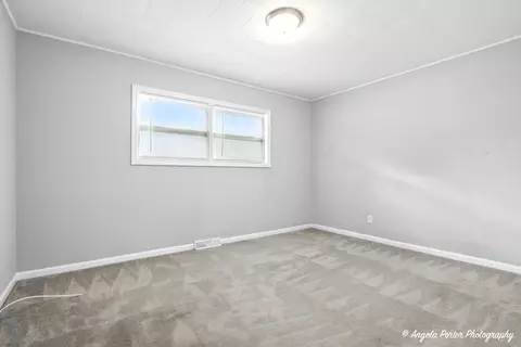 Bedroom - 4420 Clearview Dr, Mchenry, IL 60050 photo 3 of 3