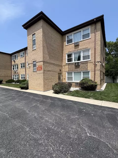 10741 S Pulaski Rd #1C, Chicago, IL 60655