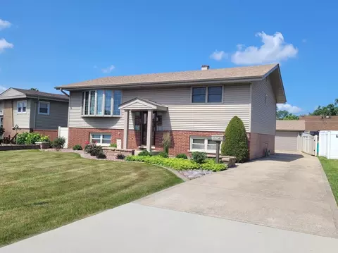 13542 Short Dr, Crestwood, IL 60418