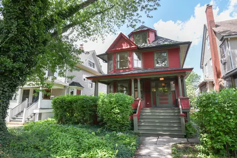 125 S Ridgeland Ave, Oak Park, IL 60302