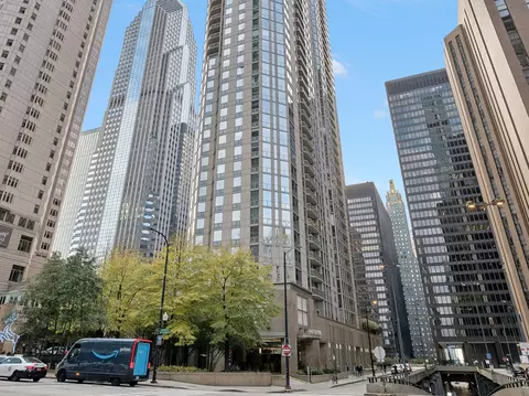 222 N Columbus Dr #2408, Chicago, IL 60601