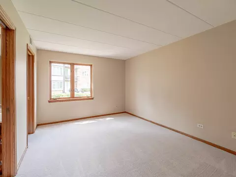 Bedroom - 4948 Circle Ct #704, Crestwood, IL 60418 photo 2 of 2