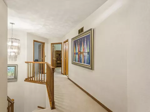 Entry Way - 10144 Joy Ct, Roscoe, IL 61073 photo 5 of 6