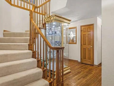 Entry Way - 10144 Joy Ct, Roscoe, IL 61073 photo 1 of 6
