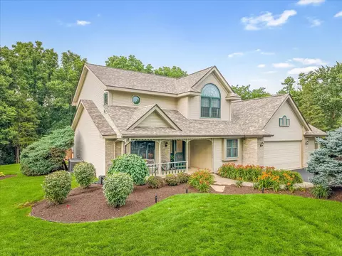 Exterior - 10144 Joy Ct, Roscoe, IL 61073 photo 2 of 15