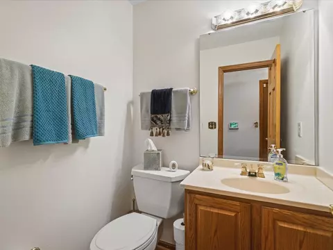 Bath - 10144 Joy Ct, Roscoe, IL 61073 photo 1 of 6