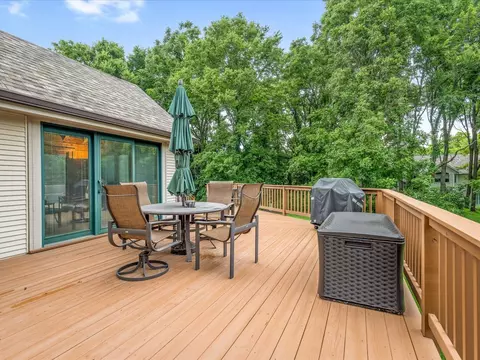 Exterior - 10144 Joy Ct, Roscoe, IL 61073 photo 13 of 15
