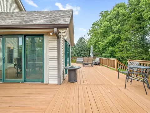 Exterior - 10144 Joy Ct, Roscoe, IL 61073 photo 12 of 15
