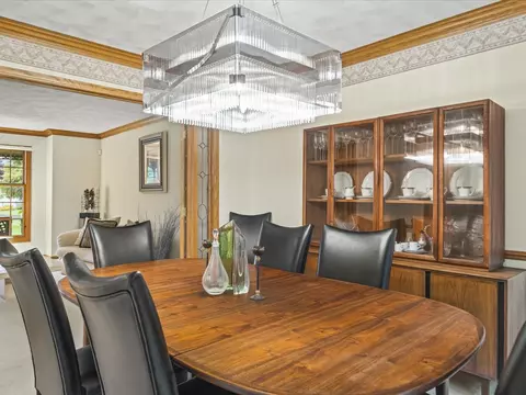 Dining - 10144 Joy Ct, Roscoe, IL 61073 photo 2 of 5
