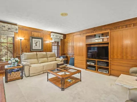 Living - 10144 Joy Ct, Roscoe, IL 61073 photo 3 of 5