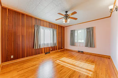 102 S Oak St, Arrowsmith, IL 61722 photo 9