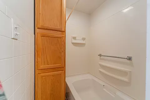 102 S Oak St, Arrowsmith, IL 61722 photo 14