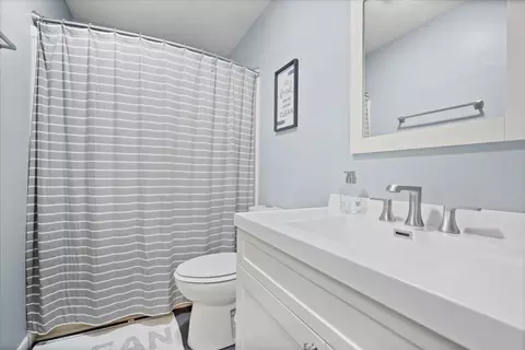 16 Rutherford Ct, Bloomington, IL 61705 photo 9