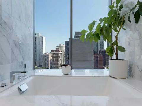 4 Elm St #13S, Chicago, IL 60611 photo 32