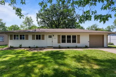1411 Rosewood Dr, Champaign, IL 61821