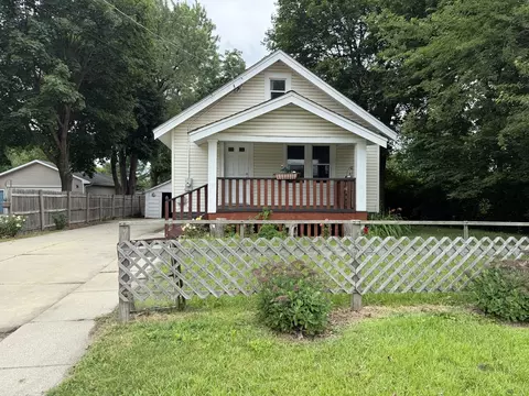 1521 Harlem Rd, Loves Park, IL 61111