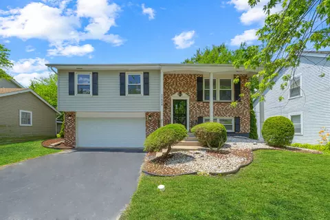 17548 Cypress Ave, Country Club Hills, IL 60478