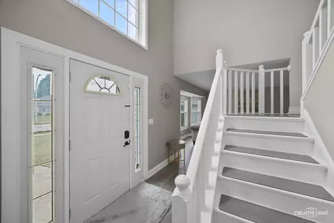 2175 Jordan Ln, Elgin, IL 60123 photo 5