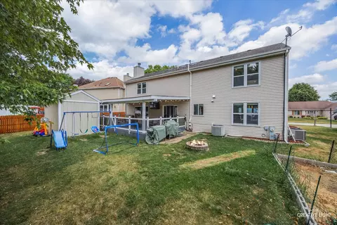 2175 Jordan Ln, Elgin, IL 60123 photo 30