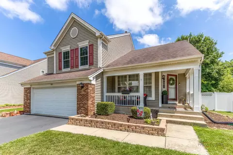 531 Crystal Pl, Gurnee, IL 60031