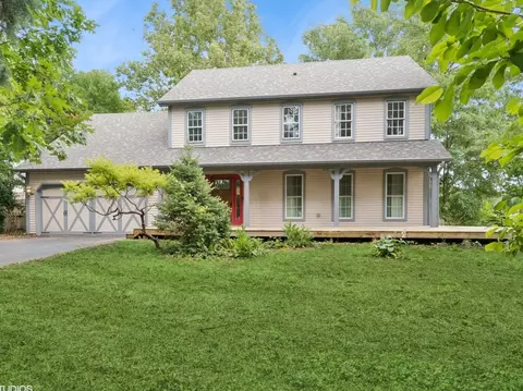 880 Plainfield Naperville Rd, Naperville, IL 60540
