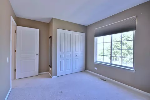 537 Ivory Ln, Bartlett, IL 60103 photo 20