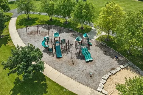1858 Westridge Pl, Aurora, IL 60504 photo 42