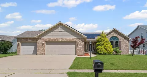 402 Wesley Ave, Savoy, IL 61874