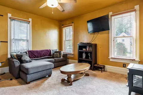 112 W Olive St, Mcconnell, IL 61050 photo 5