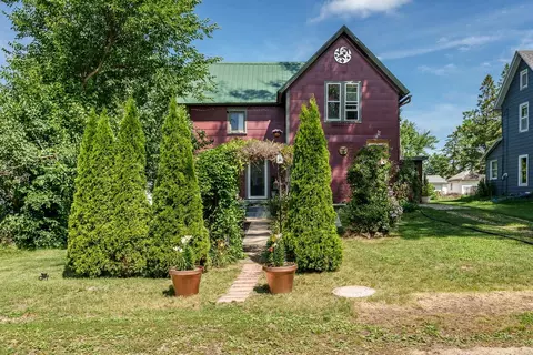 112 W Olive St, Mcconnell, IL 61050