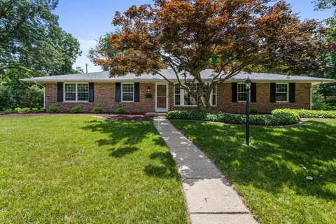 1301 Eliot Dr, Urbana, IL 61801