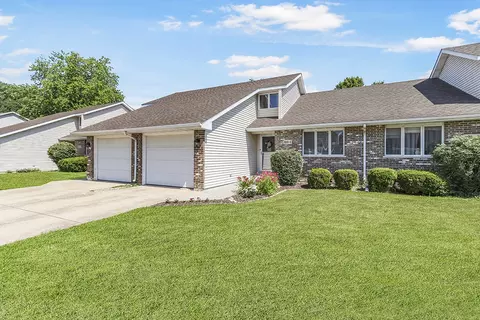 323 Vista Ct #C, Minooka, IL 60447