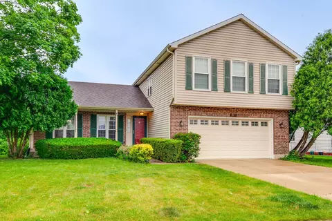 4900 Dukesberry Ln, Hoffman Estates, IL 60010