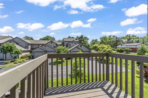 Exterior - 388 Grissom Ct, Hoffman Estates, IL 60169 photo 4 of 4