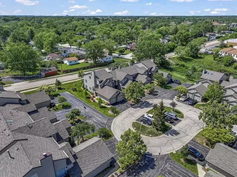 View/Area - 388 Grissom Ct, Hoffman Estates, IL 60169 photo 6 of 6