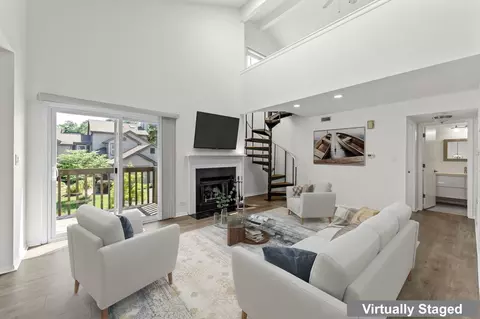 Other - 388 Grissom Ct, Hoffman Estates, IL 60169 photo 2 of 10