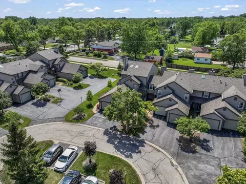 View/Area - 388 Grissom Ct, Hoffman Estates, IL 60169 photo 5 of 6